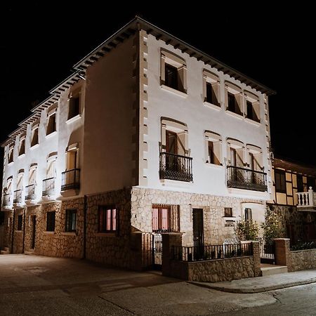 Apartamentos Boutique Heritage San Martín de Trevejo Exteriör bild